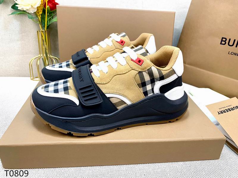 men Burberry shoes-259